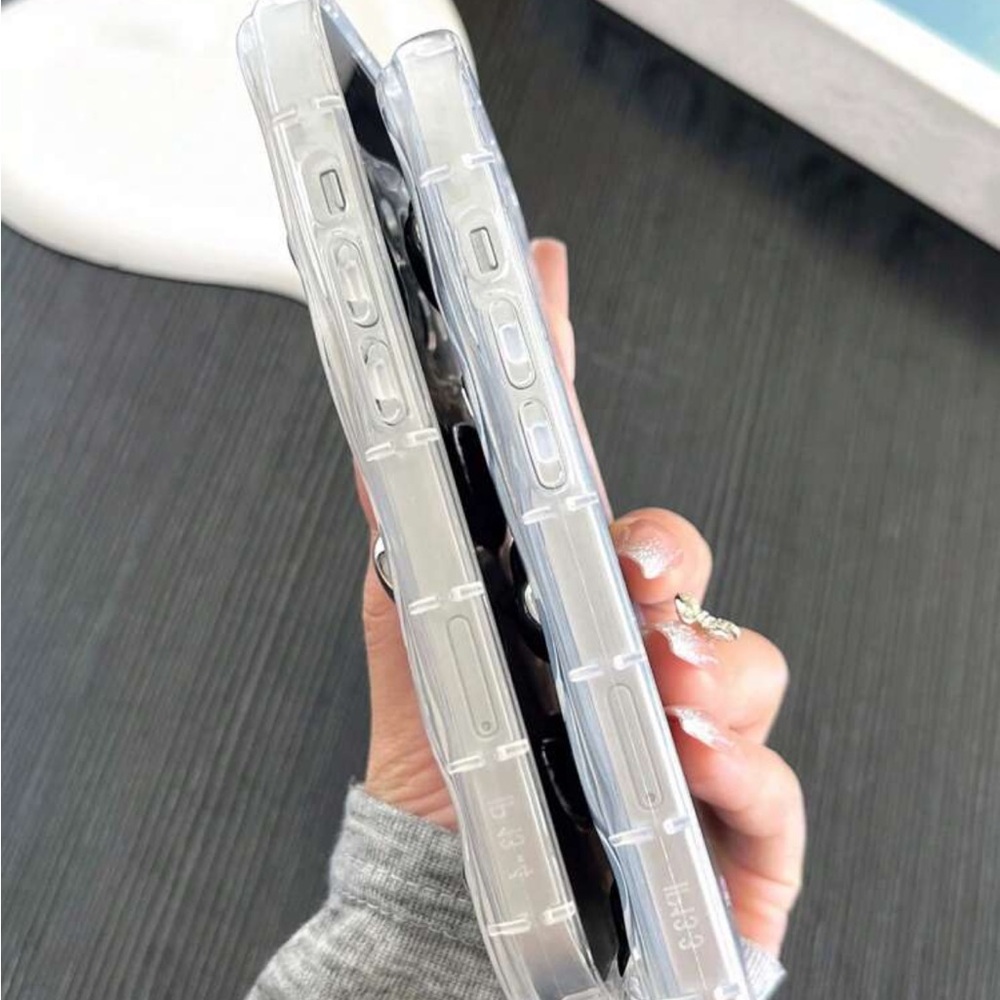 Transparent Wave Pattern Soft Silicone Plating Rhinestone Heart Protective Phone - Picture 3 of 4